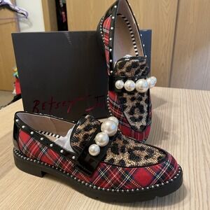 Betsey Johnson Harloe Red Plaid PU cheetah slip on shoes loafers size 10